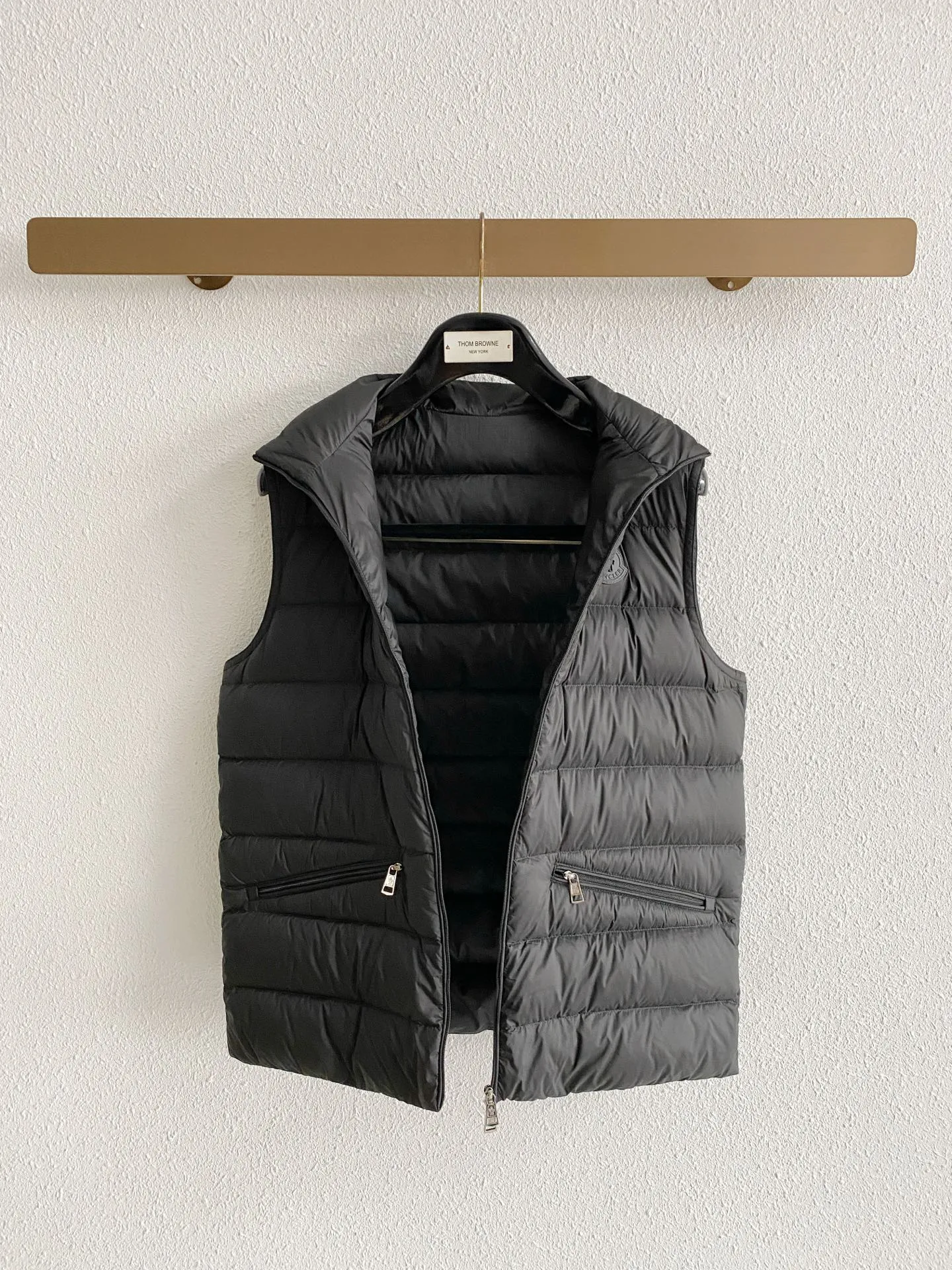 🌟 47 Mon# 26 ， 90 。 New Arrival ， ， ， Rebound 。 ， ， ， ， Versatile ， 。 ：Black、 White、 Sizes：M L XL 2XL 3XL